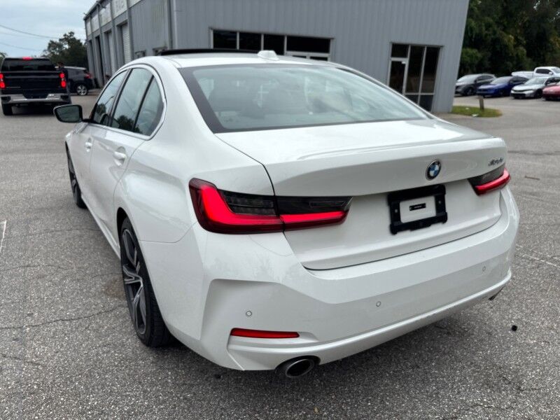 2024 BMW 3 Series 330i w/CONVENIENCE PKG. 19in WHEELS Seffner FL