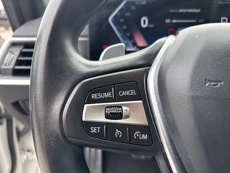 2024 BMW 3 Series 330i w/CONVENIENCE PKG. 19in WHEELS Seffner FL