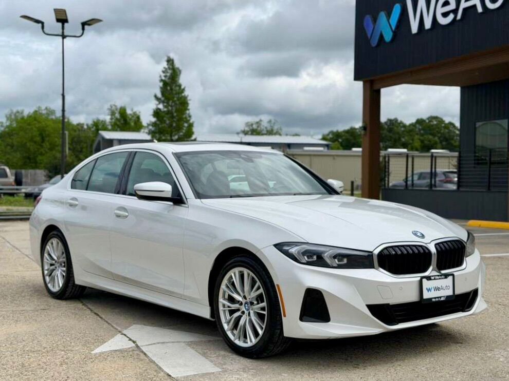 2024 BMW 330e