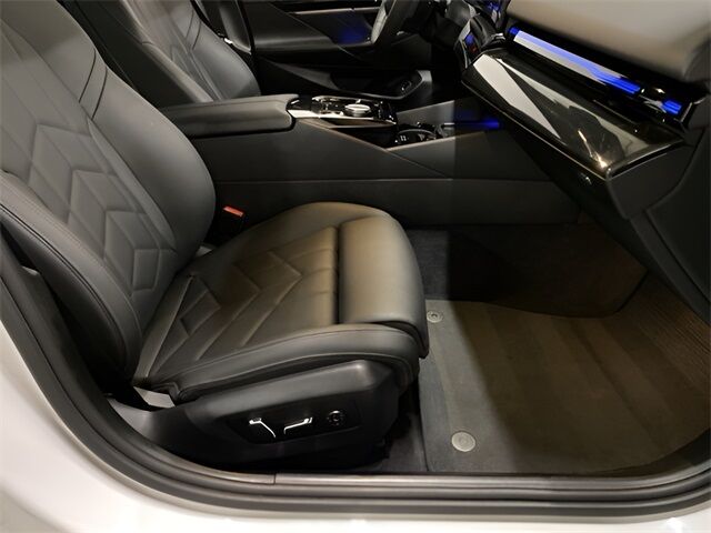 2024 BMW 5 Series 530i Dallas TX