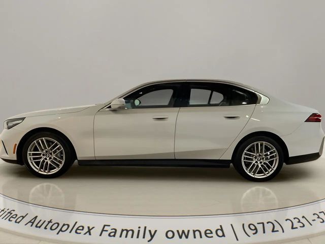 2024 BMW 5 Series 530i