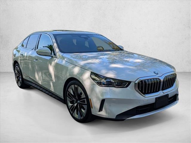 2024 BMW 5 Series 530i