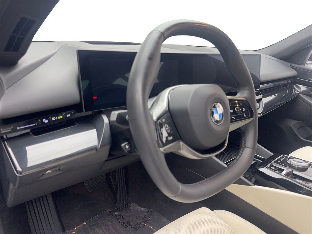 2024 BMW 5 Series 530i SPORT LINE,NAV,CAM,SUNROOF,HEADS UP,19&quot; WLS Irving TX