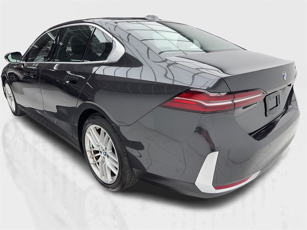 2024 BMW 5 Series 530i SPORT LINE,NAV,CAM,SUNROOF,HTD STS,BLIND SPOT Plano TX