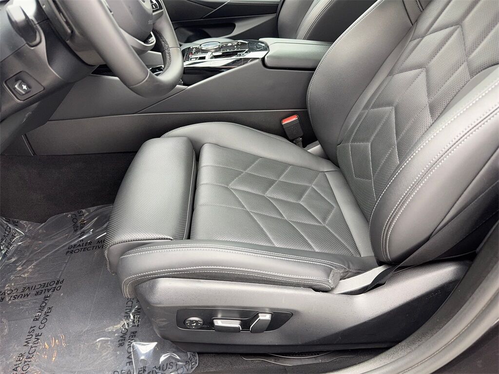 2024 BMW 5 Series 530i SPORT LINE,NAV,CAM,SUNROOF,HTD STS,BLIND SPOT Plano TX