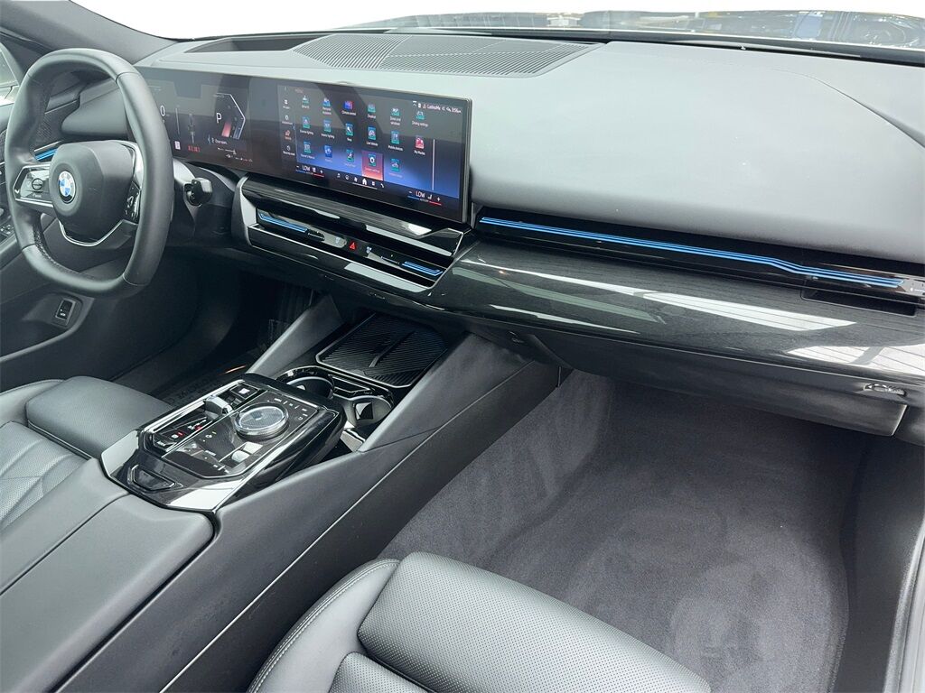 2024 BMW 5 Series 530i SPORT LINE,NAV,CAM,SUNROOF,HTD STS,HEADS UP Plano TX