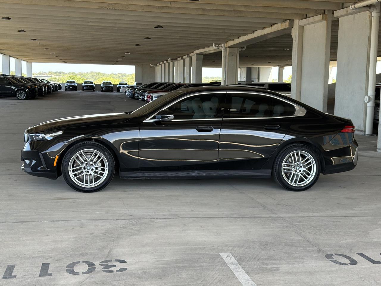 2024 BMW 5 Series 530i