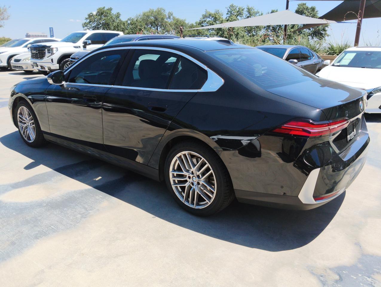 2024 BMW 5 Series 530i