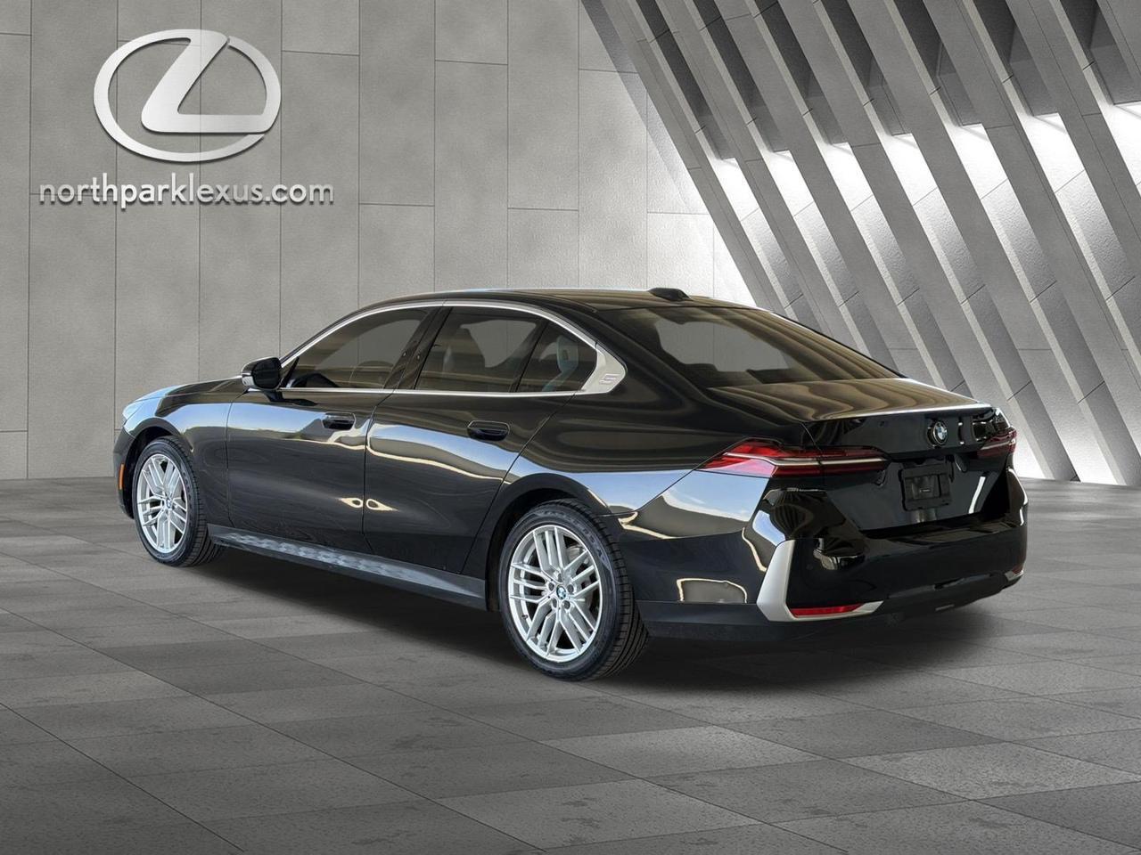 2024 BMW 5 Series 530i