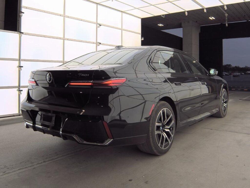 2024 BMW 7 Series 740i M SPORT,NAV,CAM,PANO,BLIND SPOT,HEADS UP Plano TX