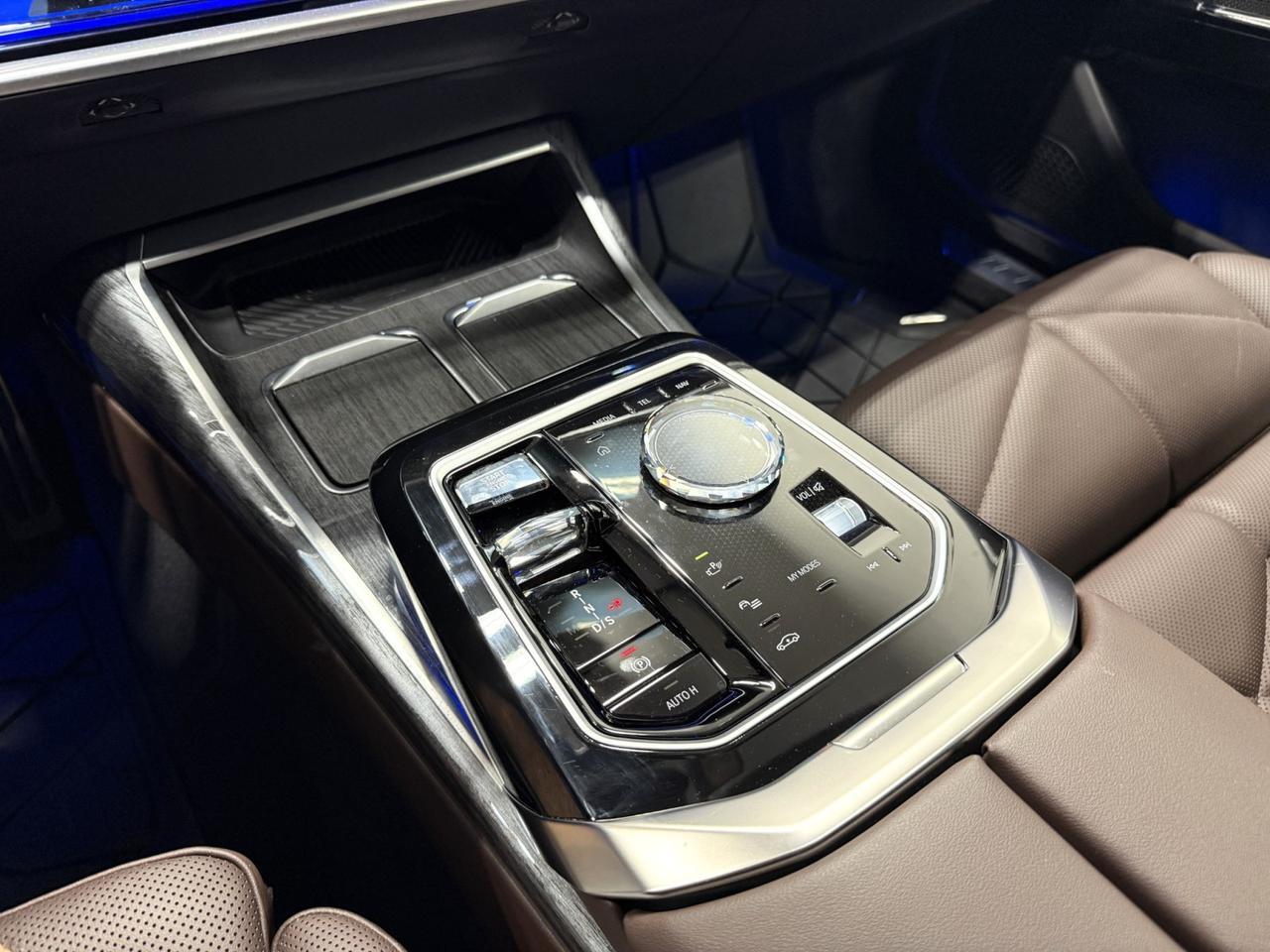 2024 BMW 7 Series 740i xDrive Houston TX