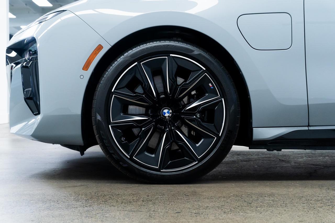 2024 BMW 7 Series 750e xDrive 1 Owner Vented Seats M Sport Package Portland OR