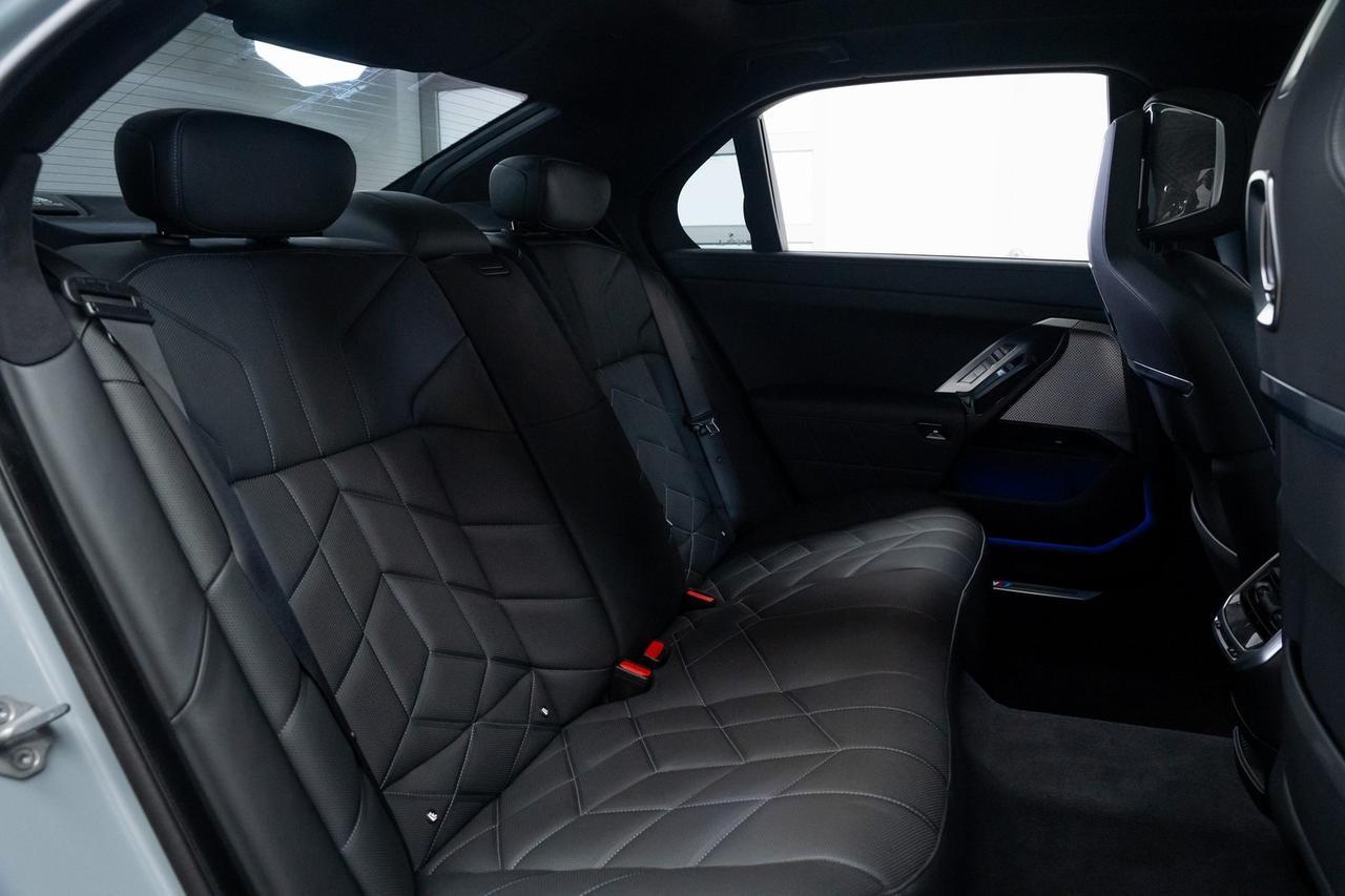2024 BMW 7 Series 750e xDrive 1 Owner Vented Seats M Sport Package Portland OR
