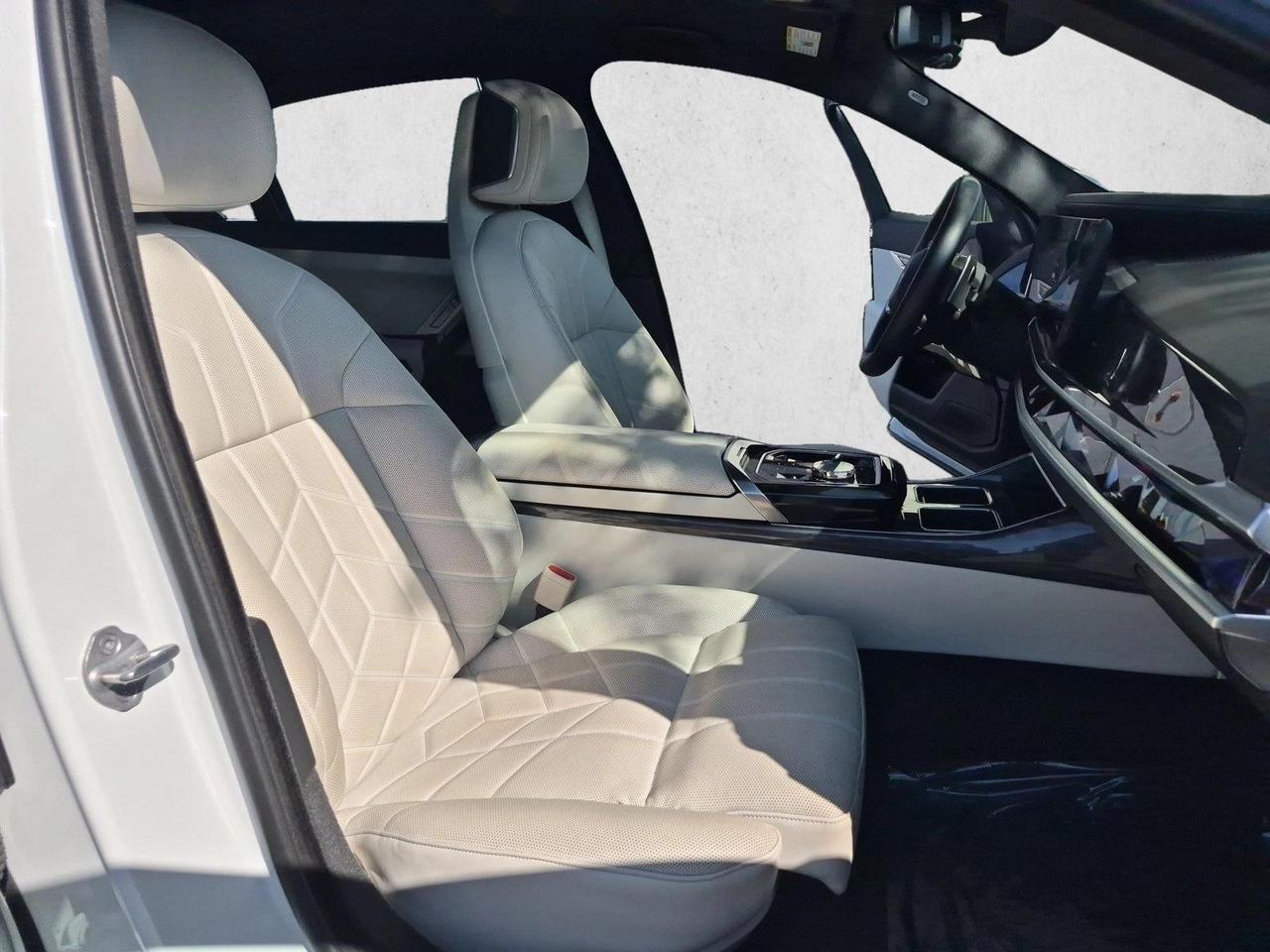 2024 BMW 7 Series 750e xDrive Roseville CA