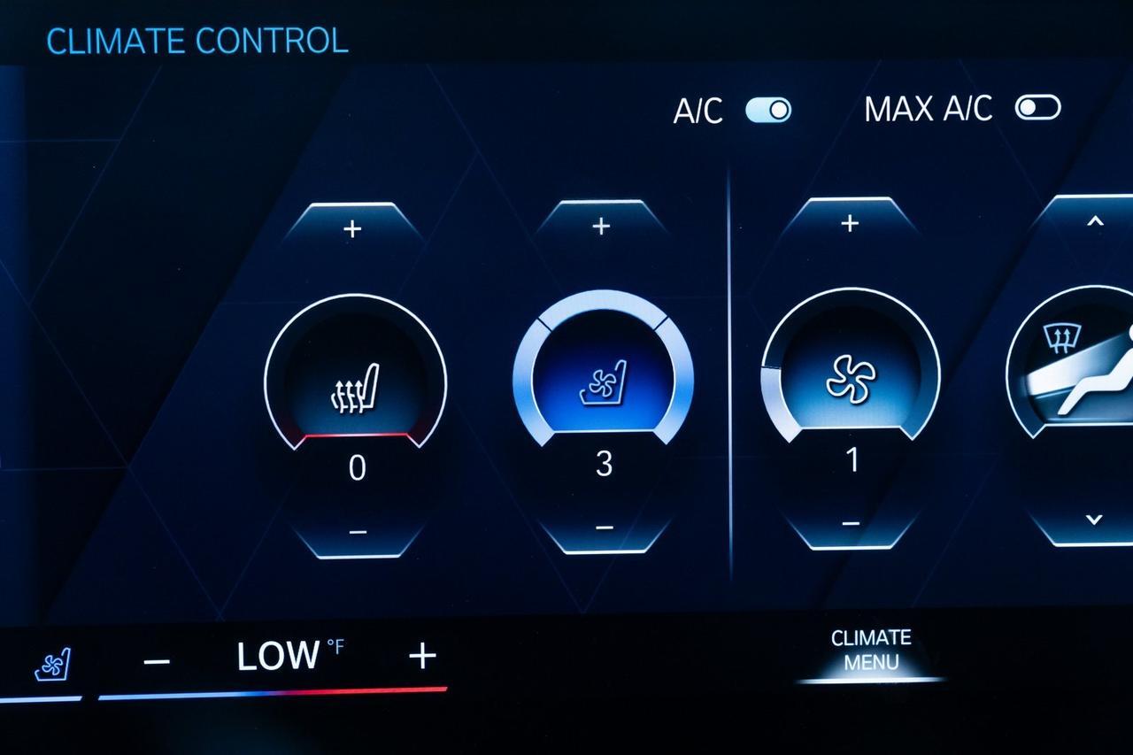 2024 BMW M3 Competition Vented Seats Harman/ Kardon Audio Portland OR