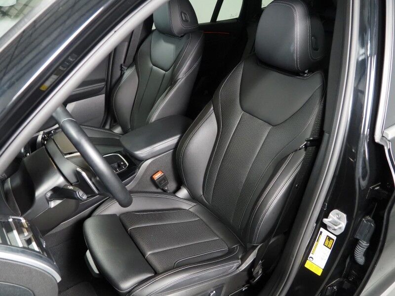2024 BMW X3 sDrive30i *NAVIGATION, SAFETY ALERTS, BACKUP-CAMERA, COLOR TOUCHSCREEN, PANORAMA MOONROOF, HEATED SEATS, POWER LIFTGATE, COMFORT ACCESS, WIRELESS CHARGING, ANDROID & APPLE Round Rock TX