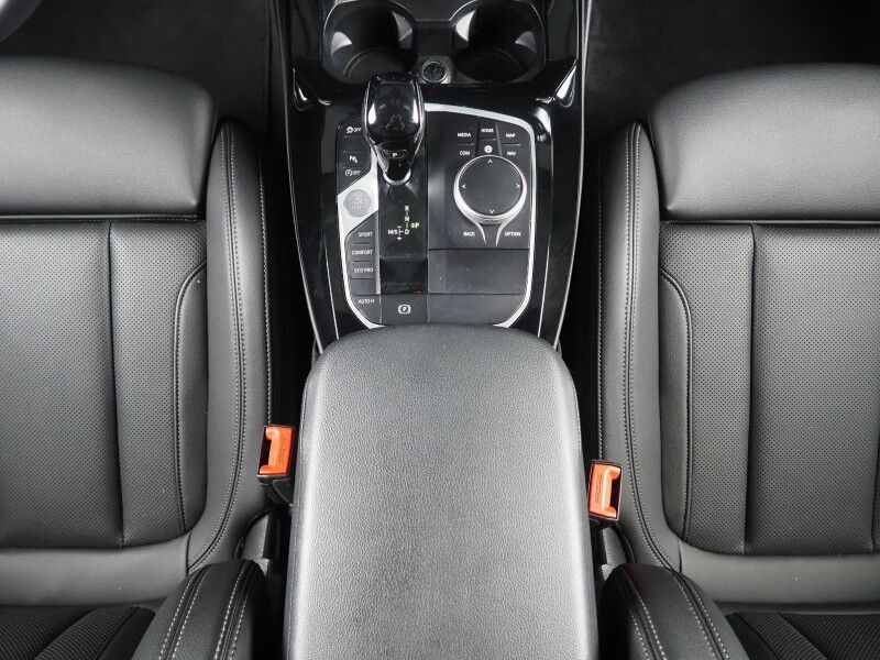 2024 BMW X3 sDrive30i *NAVIGATION, SAFETY ALERTS, BACKUP-CAMERA, COLOR TOUCHSCREEN, PANORAMA MOONROOF, HEATED SEATS, POWER LIFTGATE, COMFORT ACCESS, WIRELESS CHARGING, ANDROID & APPLE Round Rock TX