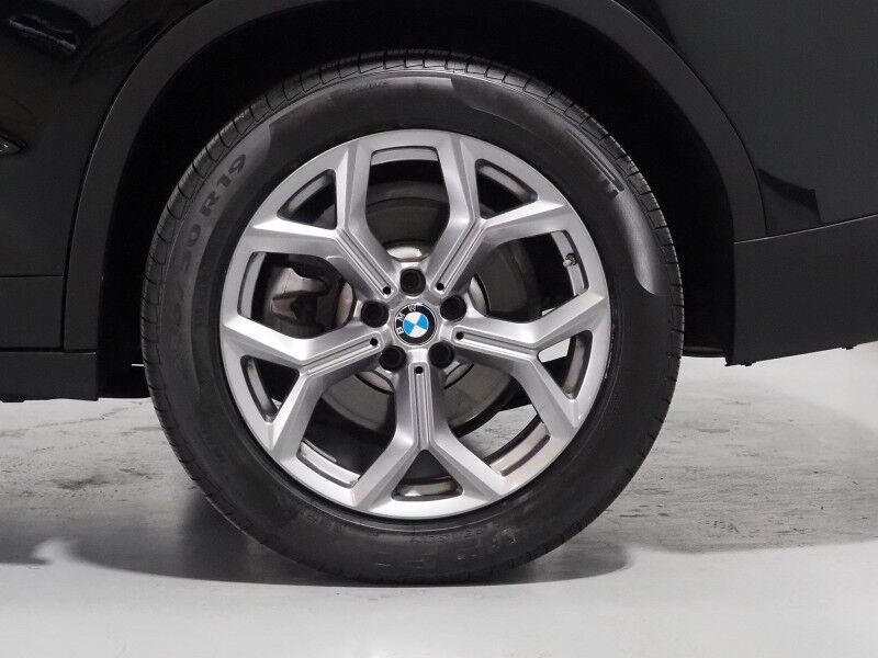 2024 BMW X3 sDrive30i *NAVIGATION, SAFETY ALERTS, BACKUP-CAMERA, COLOR TOUCHSCREEN, PANORAMA MOONROOF, HEATED SEATS, POWER LIFTGATE, COMFORT ACCESS, WIRELESS CHARGING, ANDROID & APPLE Round Rock TX