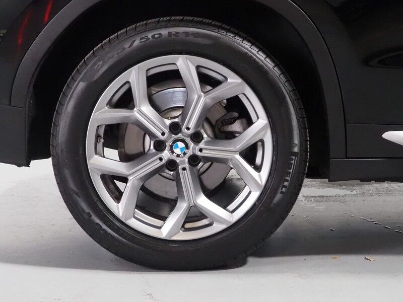 2024 BMW X3 sDrive30i *NAVIGATION, SAFETY ALERTS, BACKUP-CAMERA, COLOR TOUCHSCREEN, PANORAMA MOONROOF, HEATED SEATS, POWER LIFTGATE, COMFORT ACCESS, WIRELESS CHARGING, ANDROID & APPLE Round Rock TX