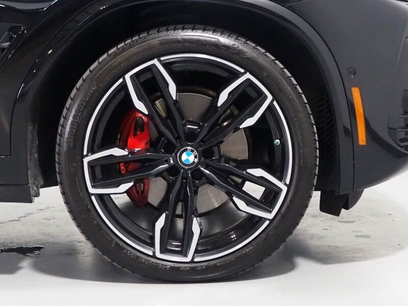 2024 BMW X4 M40i AWD *DRIVING ASSIST PRO, HEADS-UP DISPLAY, NAVIGATION, LIVE COCKPIT PRO, ADAPTIVE CRUISE, SAFETY ALERTS, 360 VIEW CAMERAS, PANORAMA MOONROOF, LEATHER, CLIMATE SEATS, HEATED STEERING, REMOTE START, 21 INCH WHEELS, HARMAN/KARDON, WIRELESS CHARGING Round Rock TX