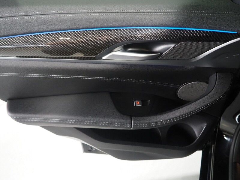 2024 BMW X4 M40i AWD *DRIVING ASSIST PRO, HEADS-UP DISPLAY, NAVIGATION, LIVE COCKPIT PRO, ADAPTIVE CRUISE, SAFETY ALERTS, 360 VIEW CAMERAS, PANORAMA MOONROOF, LEATHER, CLIMATE SEATS, HEATED STEERING, REMOTE START, 21 INCH WHEELS, HARMAN/KARDON, WIRELESS CHARGING Round Rock TX