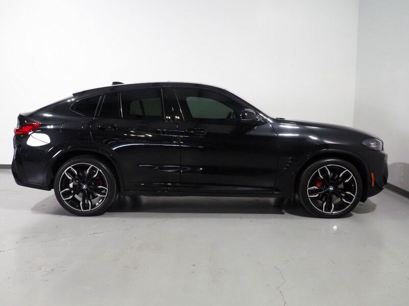 2024 BMW X4 M40i AWD *DRIVING ASSIST PRO, HEADS-UP DISPLAY, NAVIGATION, LIVE COCKPIT PRO, ADAPTIVE CRUISE, SAFETY ALERTS, 360 VIEW CAMERAS, PANORAMA MOONROOF, LEATHER, CLIMATE SEATS, HEATED STEERING, REMOTE START, 21 INCH WHEELS, HARMAN/KARDON, WIRELESS CHARGING Round Rock TX