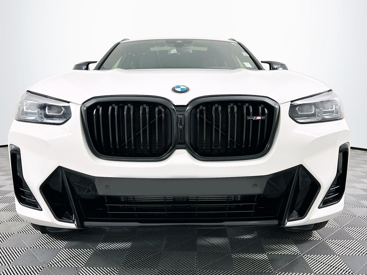 2024 BMW X4 M40i