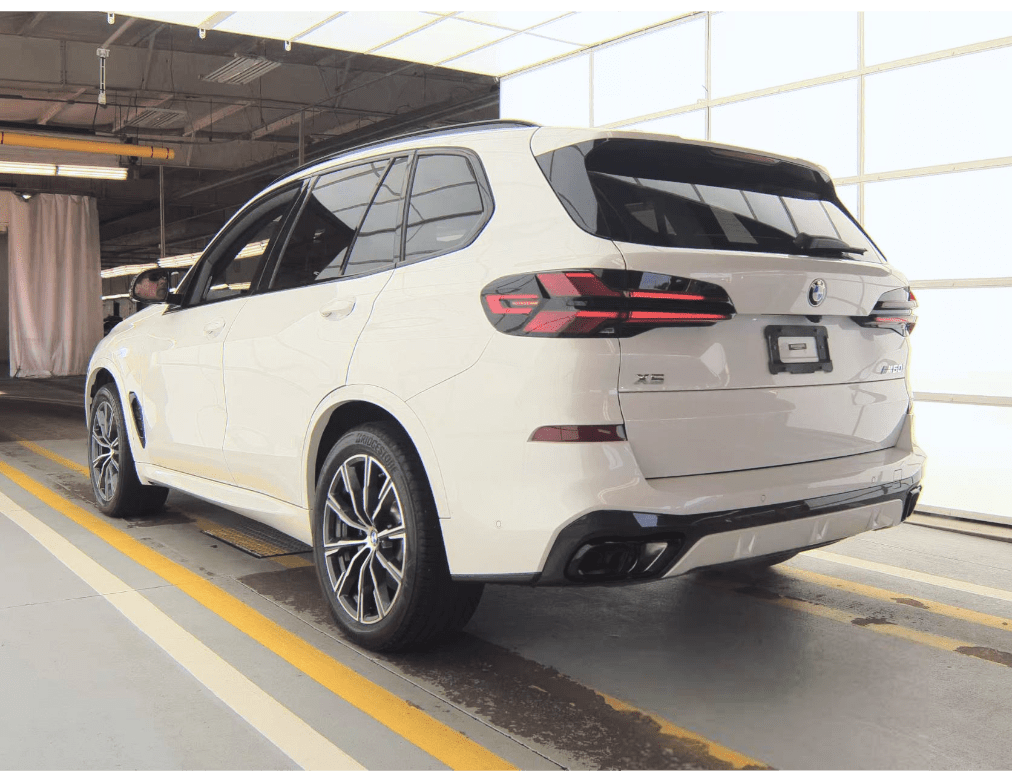 2024 BMW X5 M60i Adaptive M Suspension Pro Bowers &amp; Wilkins Sound Portland OR