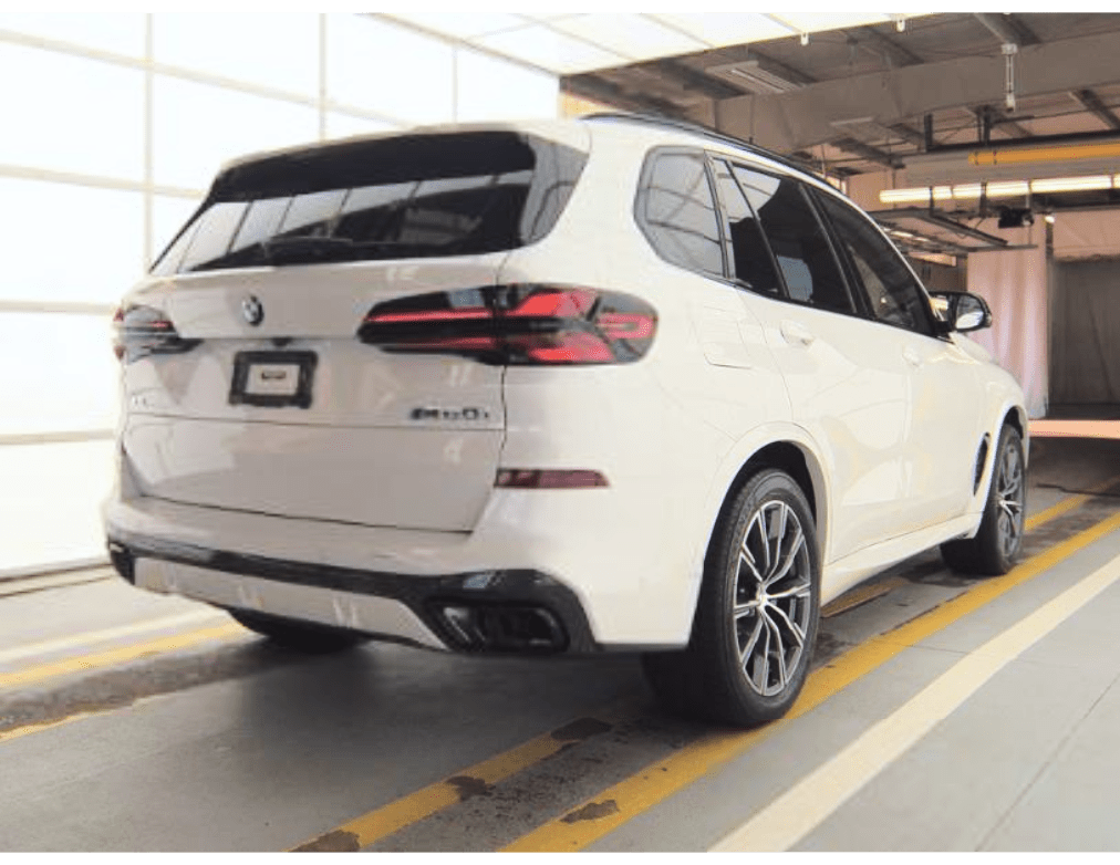 2024 BMW X5 M60i Adaptive M Suspension Pro Bowers &amp; Wilkins Sound Portland OR