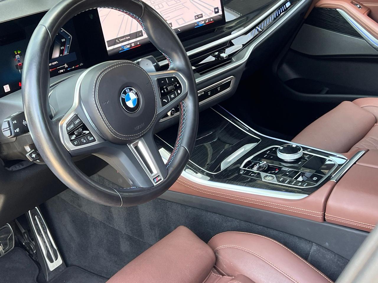 2024 BMW X5 M60i