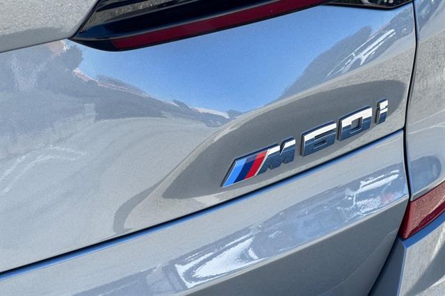 2024 BMW X5 M60i M60i