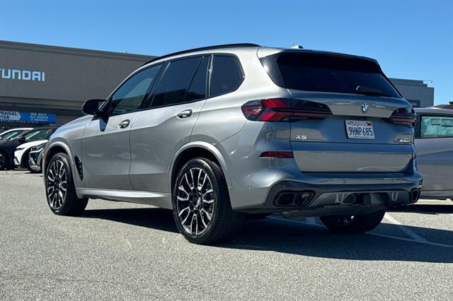 2024 BMW X5 M60i M60i