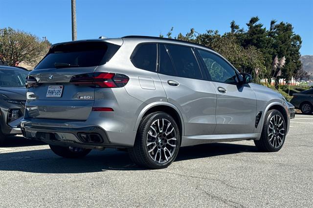 2024 BMW X5 M60i M60i