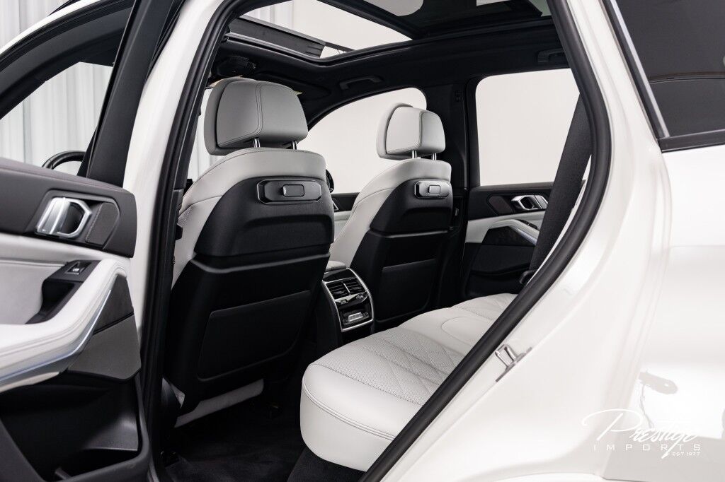 2024 BMW X5 M60i North Miami Beach FL