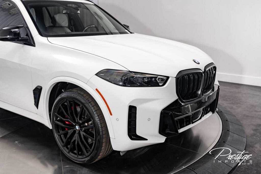 2024 BMW X5 M60i