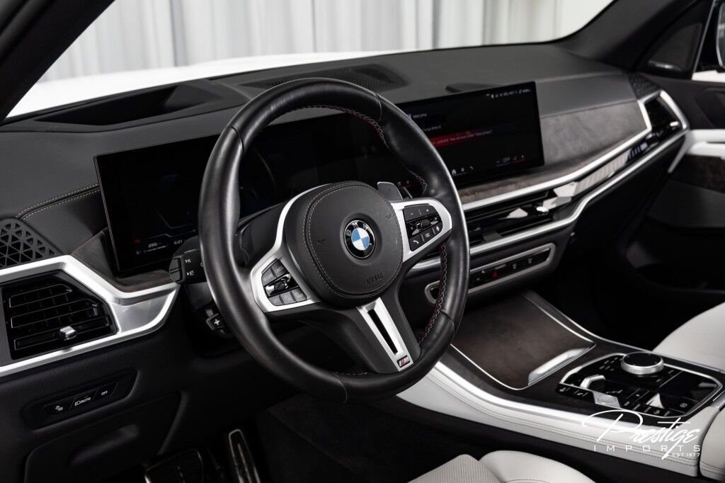 2024 BMW X5 M60i North Miami Beach FL