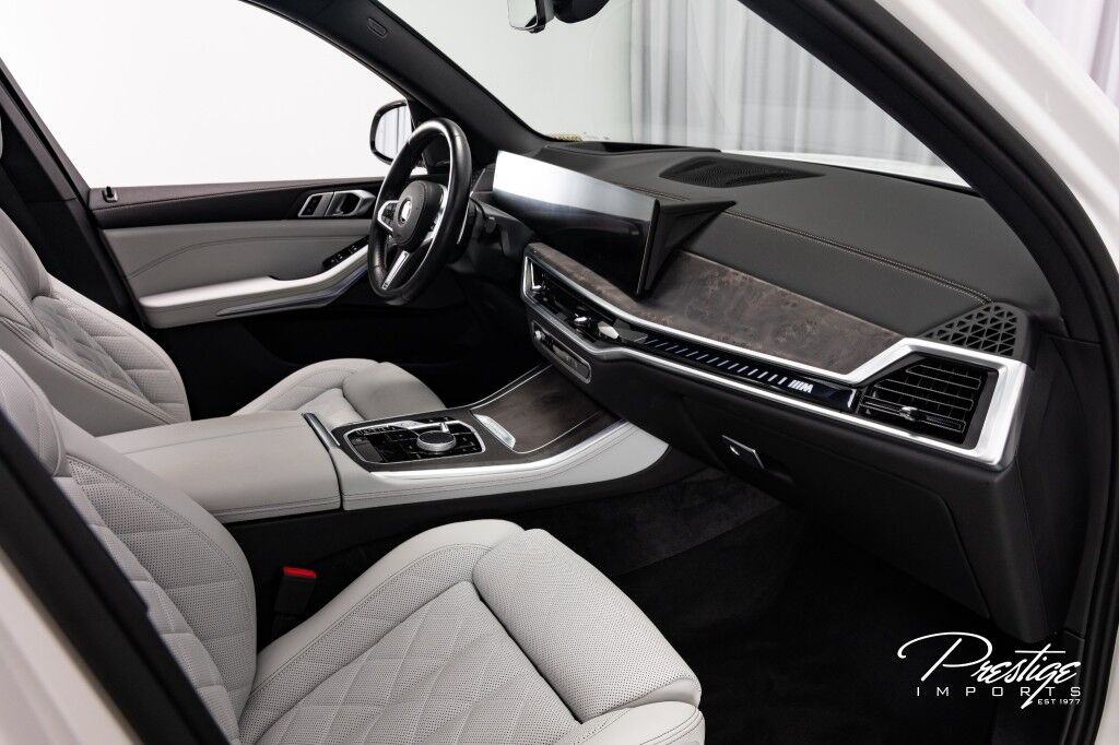 2024 BMW X5 M60i North Miami Beach FL