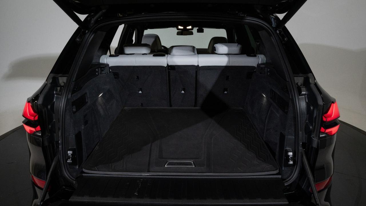2024 BMW X5 xDrive40i/ M Sport package/ premium package/ 22 M dual black sp Franklin TN