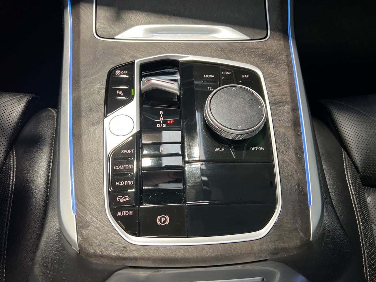 2024 BMW X5 xDrive40i, Premium Pkg, Climate Comfort Pkg, Park Assist Pkg, Running Boards, 21in Y-Spoke Wheels, Multi-Contour Seats Houston TX