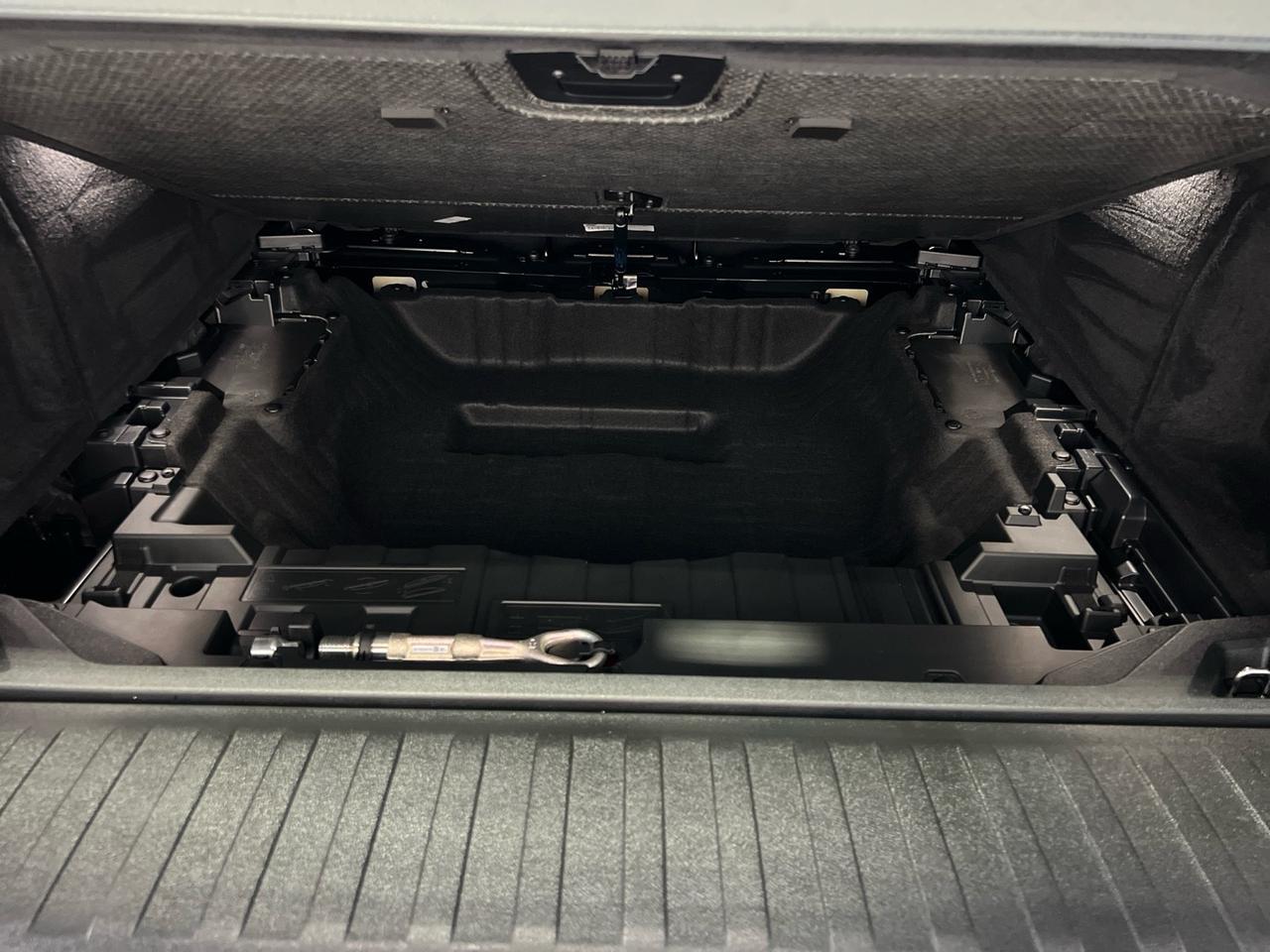 2024 BMW X5 xDrive40i, Premium Pkg, Climate Comfort Pkg, Park Assist Pkg, Running Boards, 21in Y-Spoke Wheels, Multi-Contour Seats Houston TX