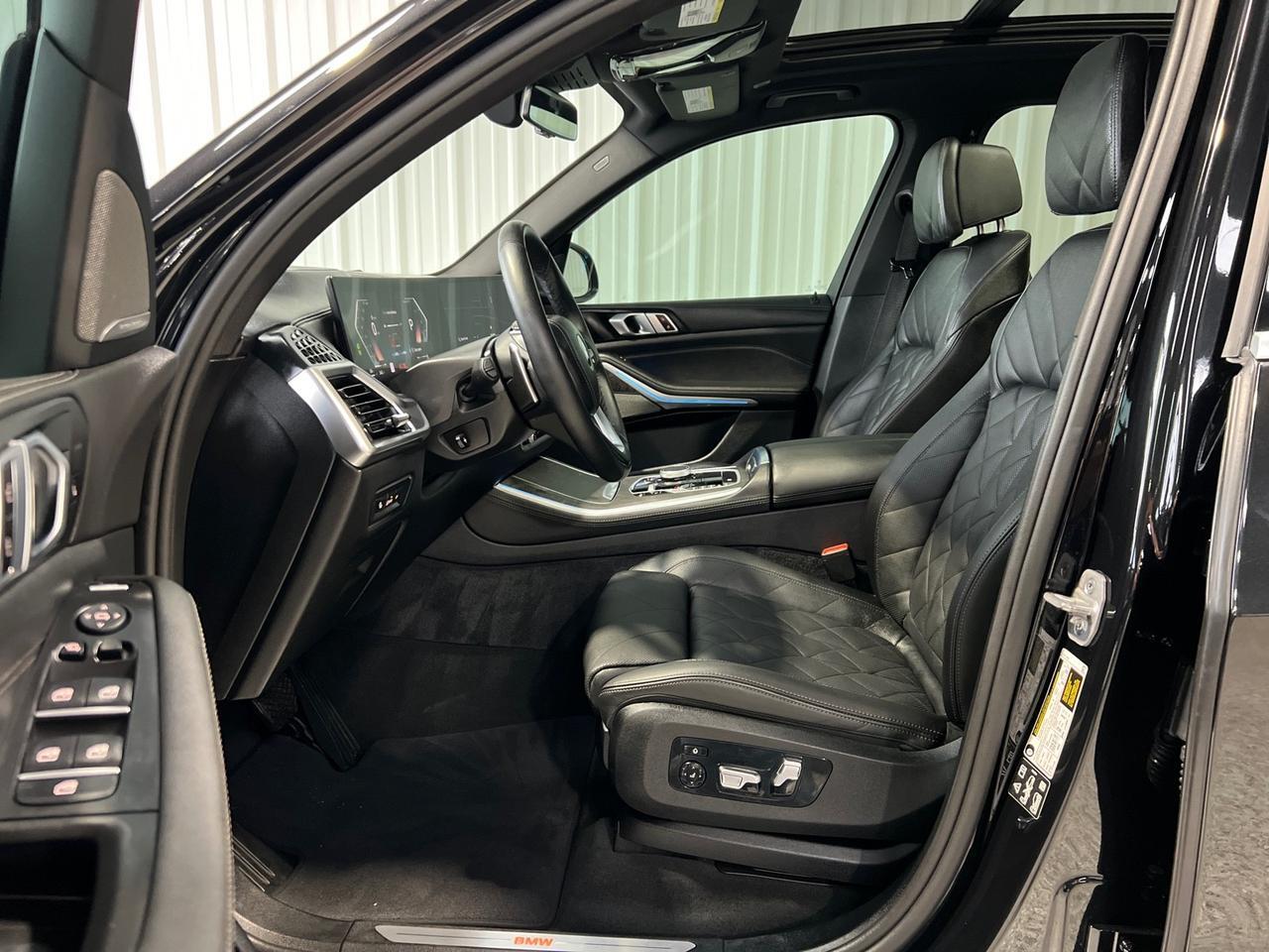 2024 BMW X5 xDrive40i, Premium Pkg, Climate Comfort Pkg, Park Assist Pkg, Running Boards, 21in Y-Spoke Wheels, Multi-Contour Seats Houston TX