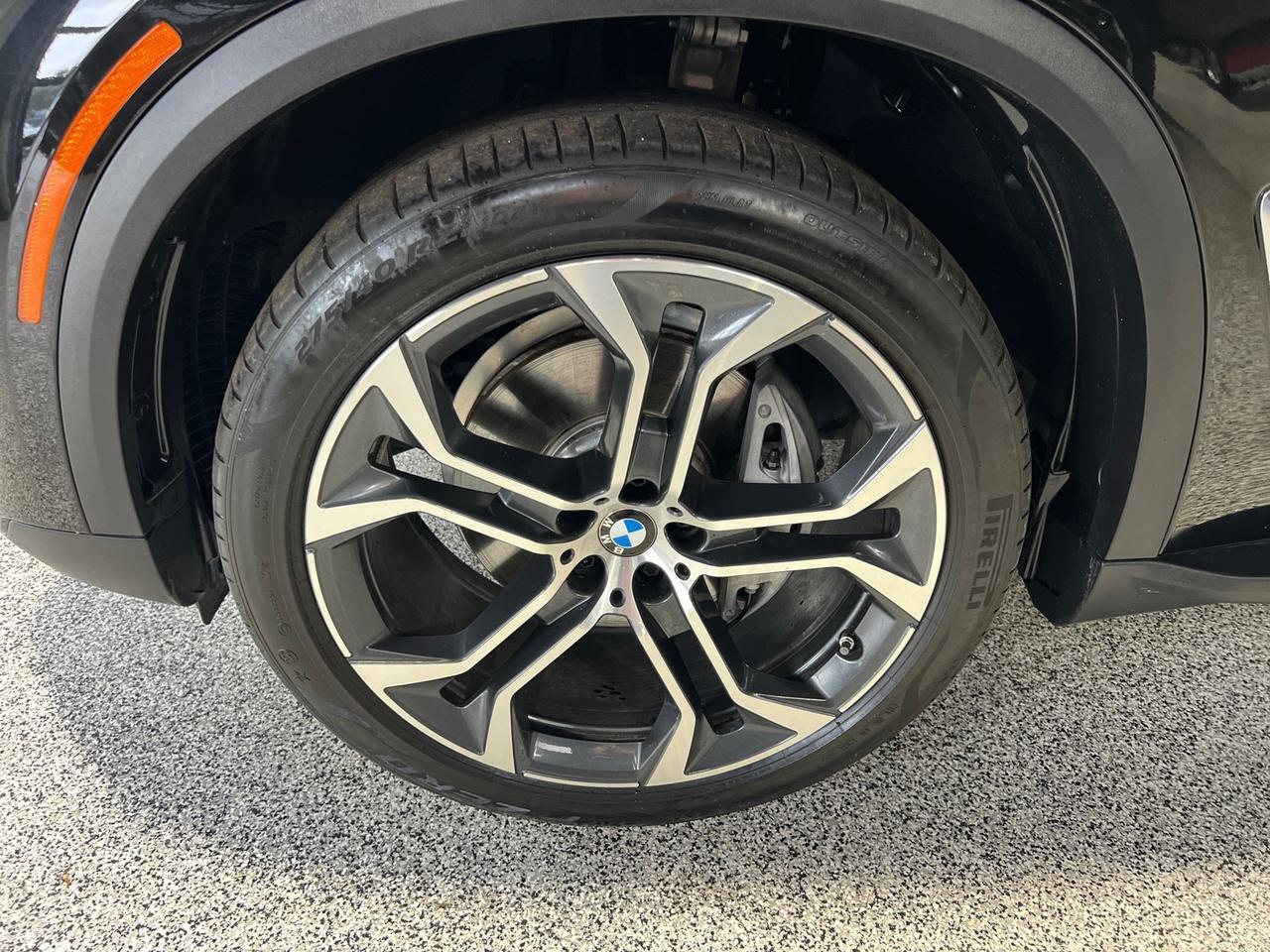 2024 BMW X5 xDrive40i, Premium Pkg, Climate Comfort Pkg, Park Assist Pkg, Running Boards, 21in Y-Spoke Wheels, Multi-Contour Seats Houston TX