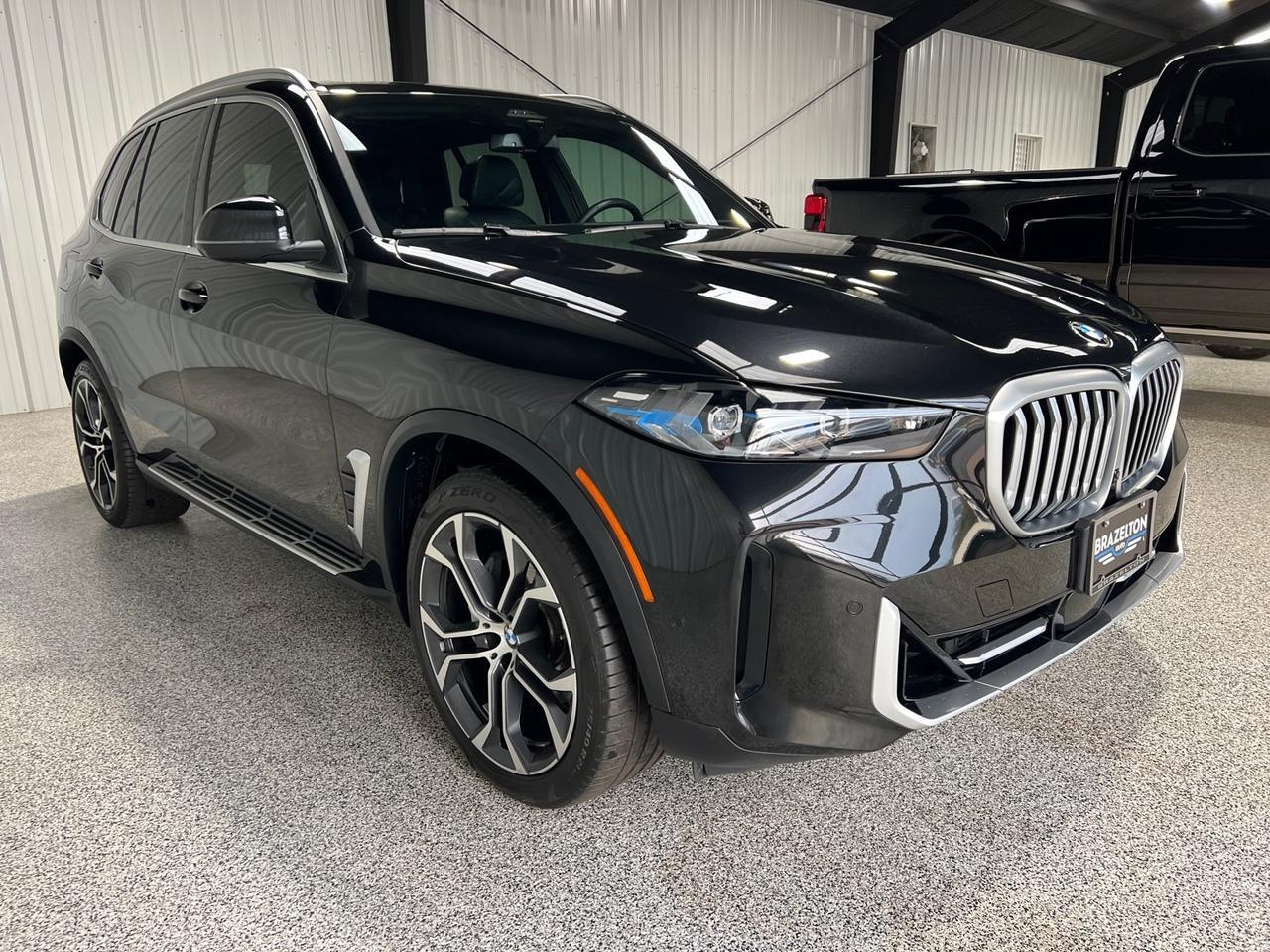 2024 BMW X5 xDrive40i, Premium Pkg, Climate Comfort Pkg, Park Assist Pkg, Running Boards, 21in Y-Spoke Wheels, Multi-Contour Seats Houston TX