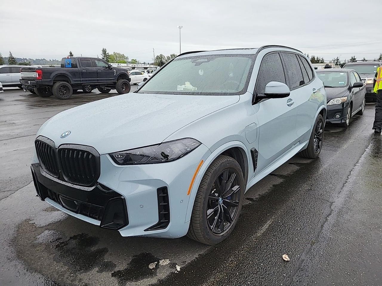 2024 BMW X5 xDrive50e Adaptive Cruise Harman Kardon Sound Portland OR
