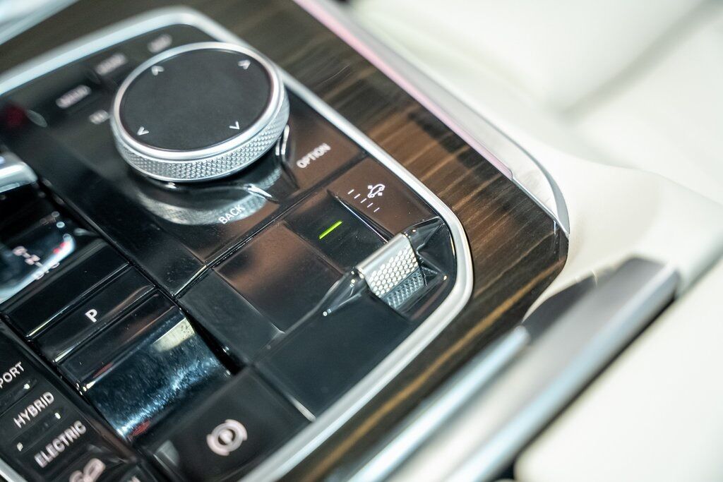 2024 BMW X5 xDrive50e Indianapolis IN