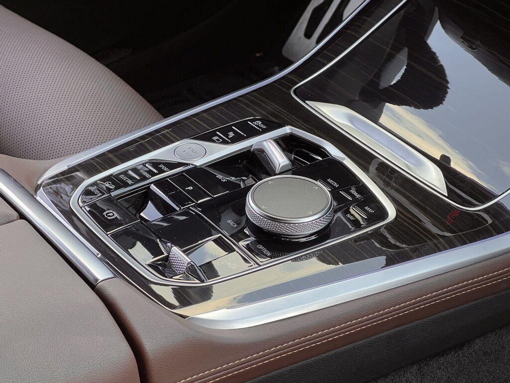 2024 BMW X5 xDrive50e Indianapolis IN