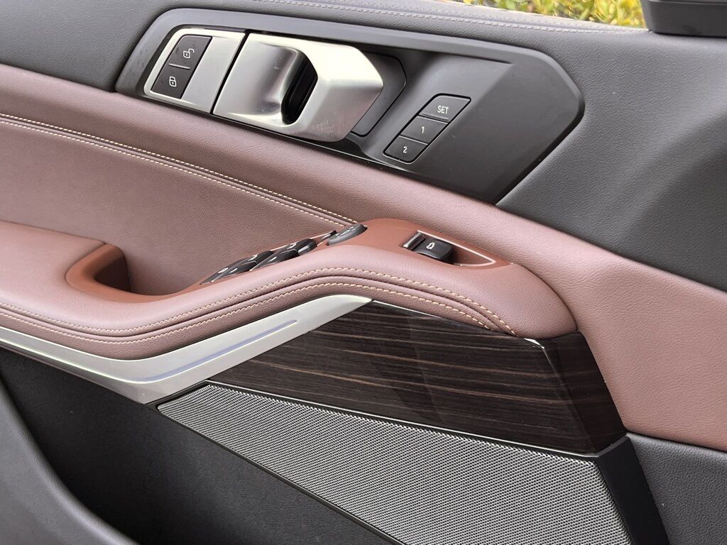 2024 BMW X5 xDrive50e Indianapolis IN