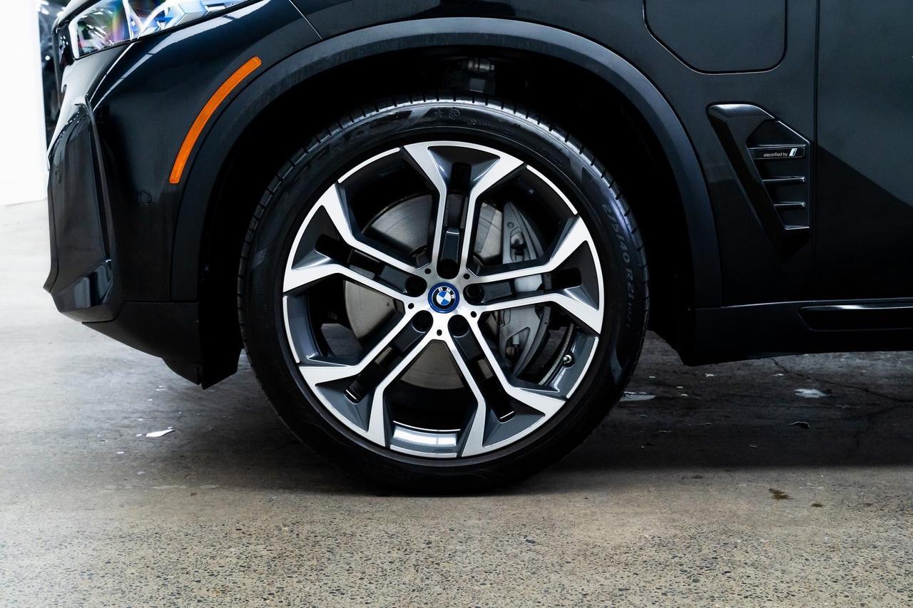 2024 BMW X5 xDrive50e Premium Package Park Assist Pack Driving Assist Pa Portland OR
