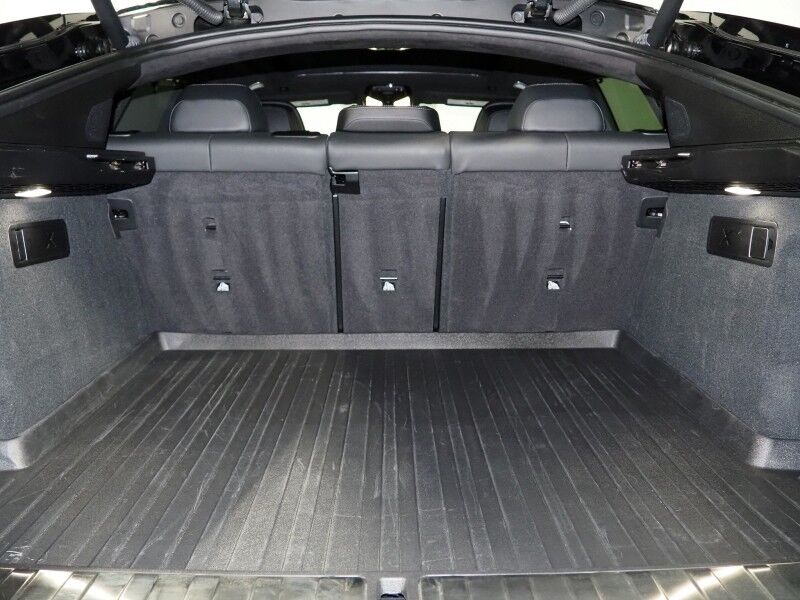 2024 BMW X6 M60i AWD *EXECUTIVE PKG, DRIVING ASSIST PRO, HEADS-UP DISPLAY, NAVIGATION, ADAPTIVE CRUISE, SAFETY ALERTS, 360 CAMERAS, PANO SKY LOUNGE ROOF, LEATHER, CLIMATE/MULTI-CONTOUR SEATS, HEATED STEERING, 22 INCH WHEELS, BOWERS & WILKINS Round Rock TX