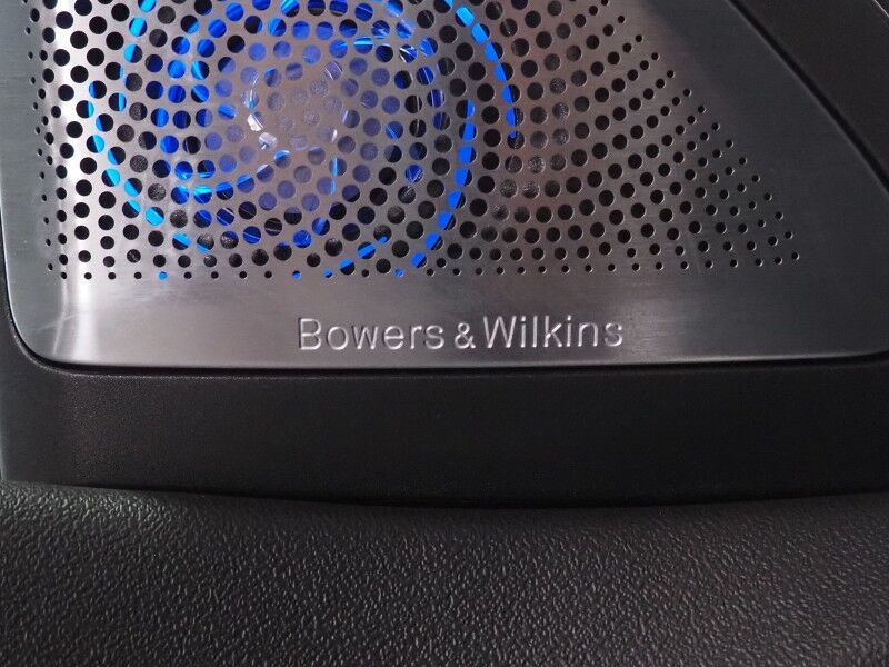 2024 BMW X6 M60i AWD *EXECUTIVE PKG, DRIVING ASSIST PRO, HEADS-UP DISPLAY, NAVIGATION, ADAPTIVE CRUISE, SAFETY ALERTS, 360 CAMERAS, PANO SKY LOUNGE ROOF, LEATHER, CLIMATE/MULTI-CONTOUR SEATS, HEATED STEERING, 22 INCH WHEELS, BOWERS & WILKINS Round Rock TX